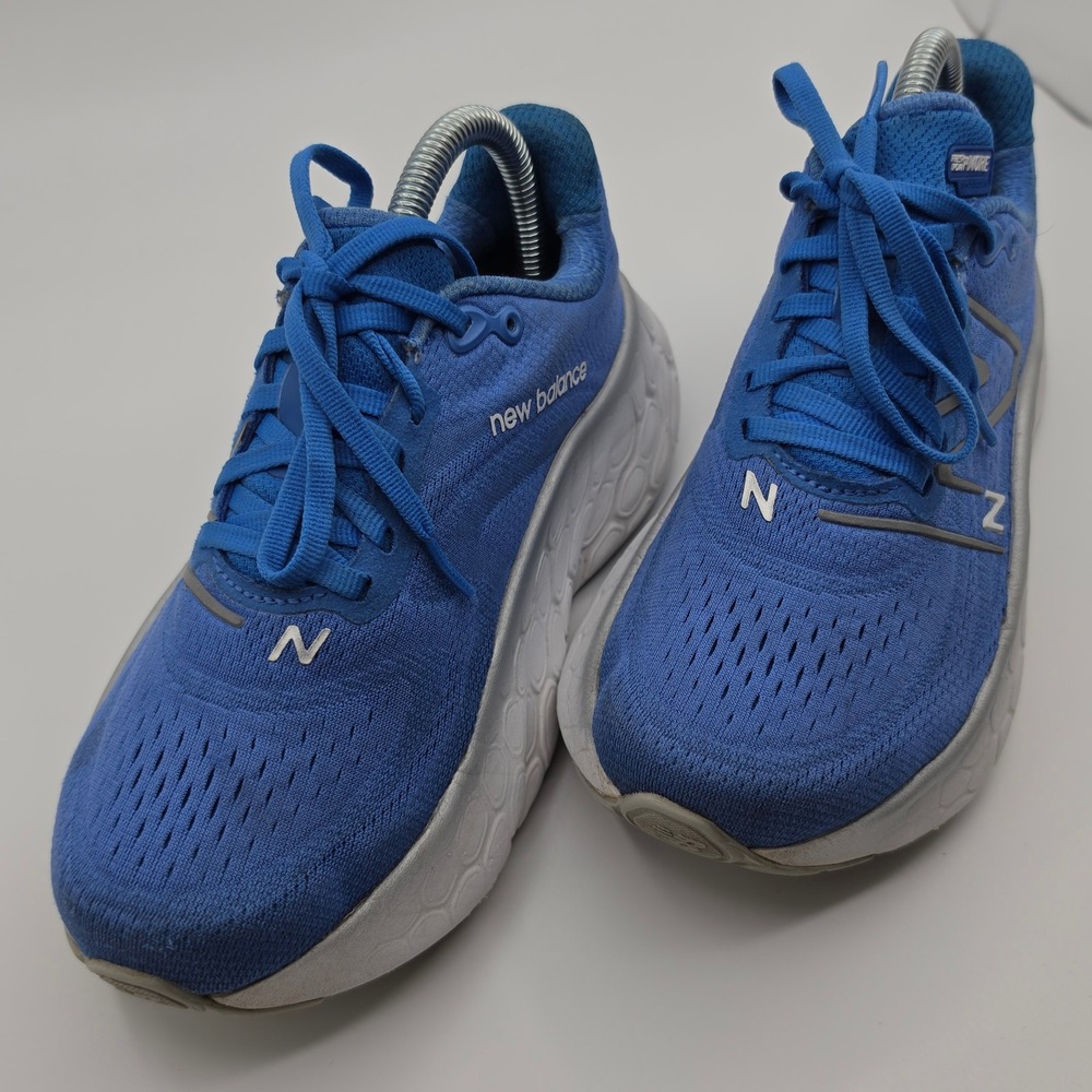 New Balance Sneakers Womens 6 Fresh Foam More v4 Running Athletic WMORBL4 - Picture 2 of 9
